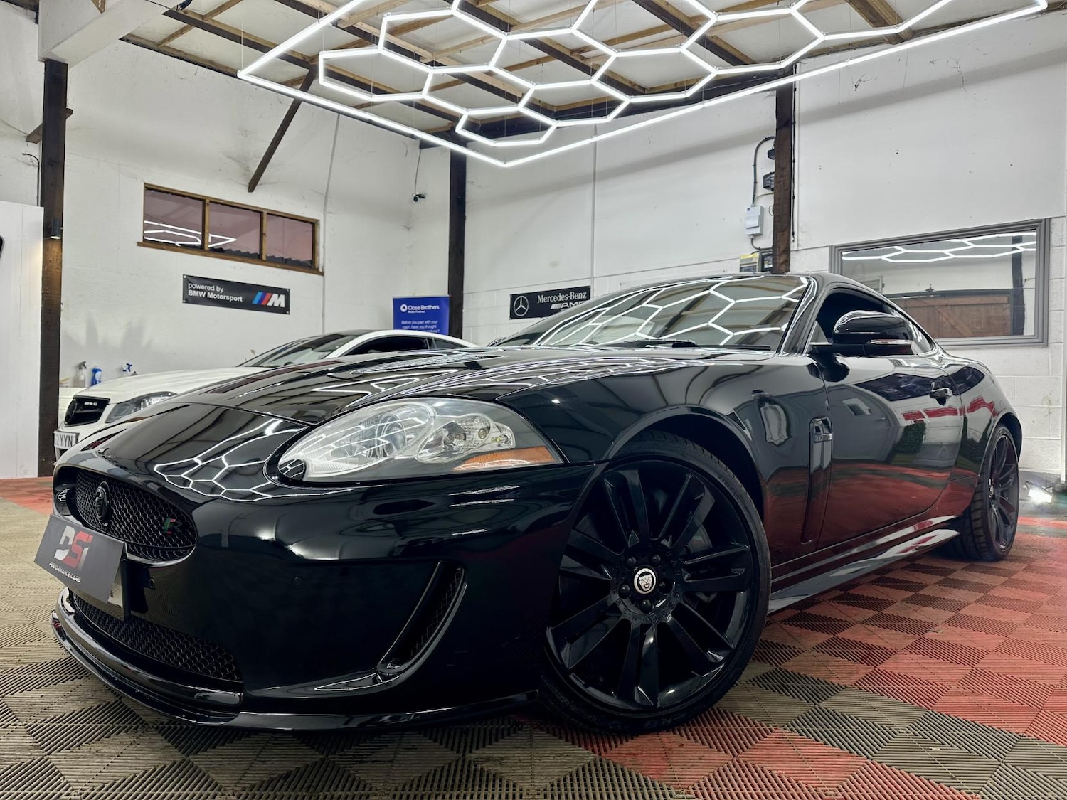 Used Jaguar XK 2010 for sale - 77669450: Photo 3