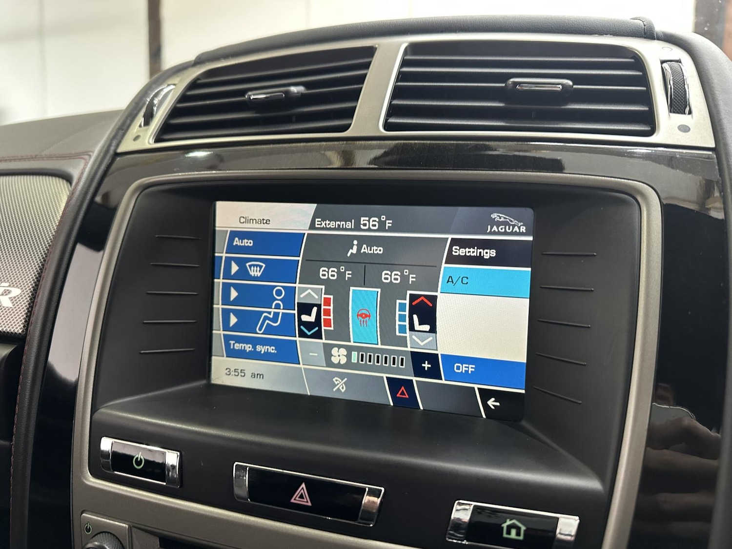 Used Jaguar XK 2010 for sale - 77669450: Photo 35