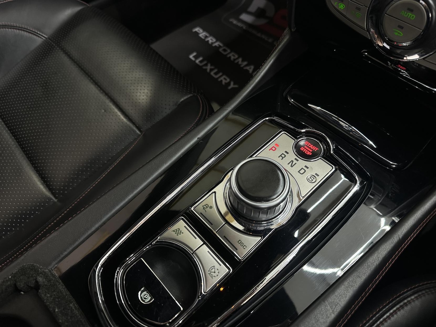 Used Jaguar XK 2010 for sale - 77669450: Photo 37