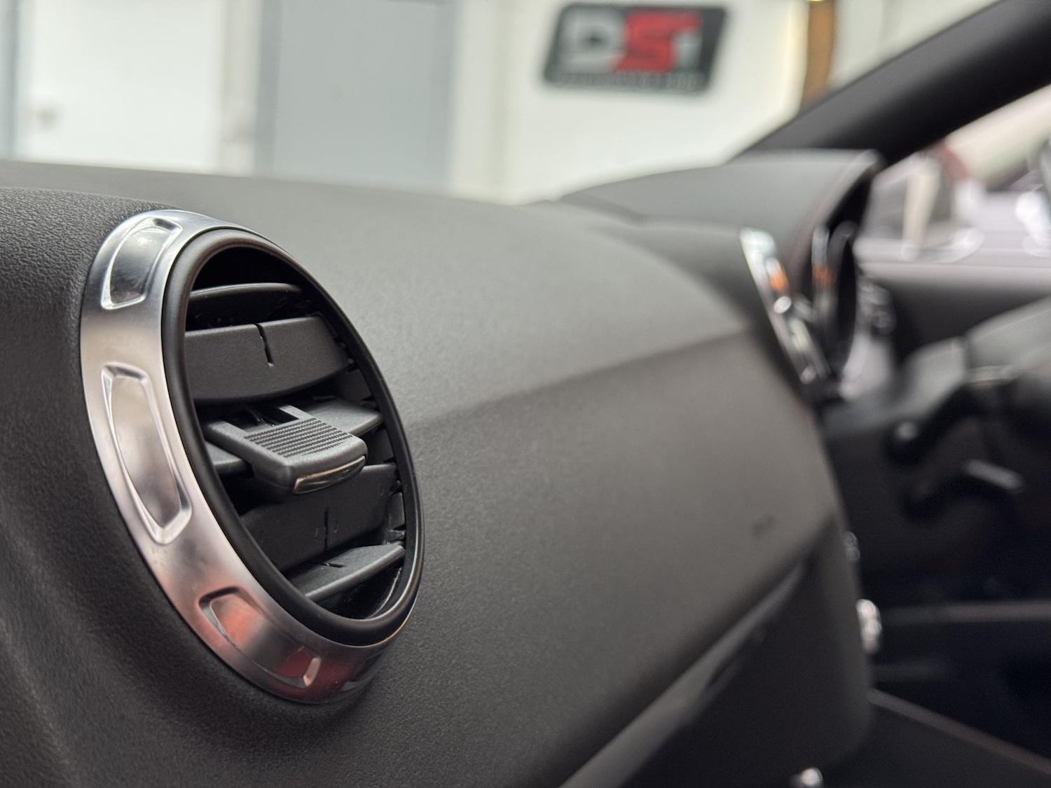 Used Audi TT 2008 for sale - 78067626: Photo 23