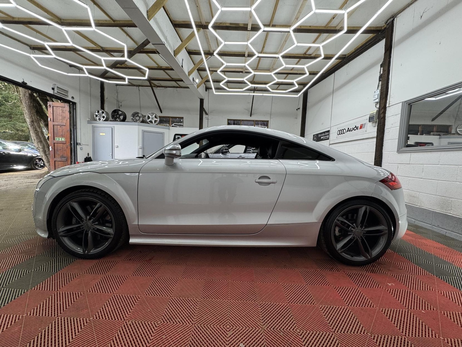 Used Audi TT 2008 for sale - 78067626: Photo 7