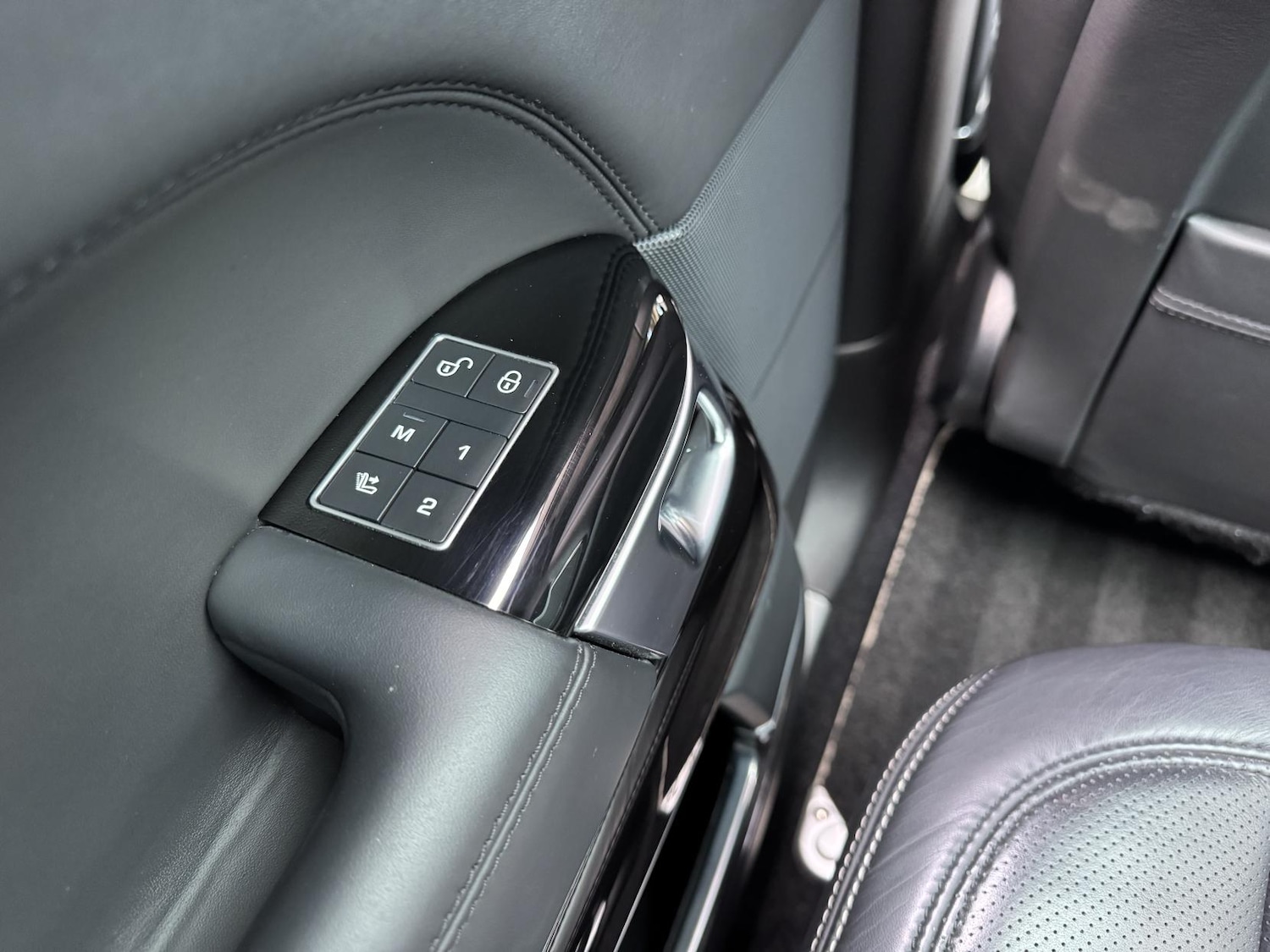 Used Land Rover Range Rover 2015 for sale - 76568421: Photo 30