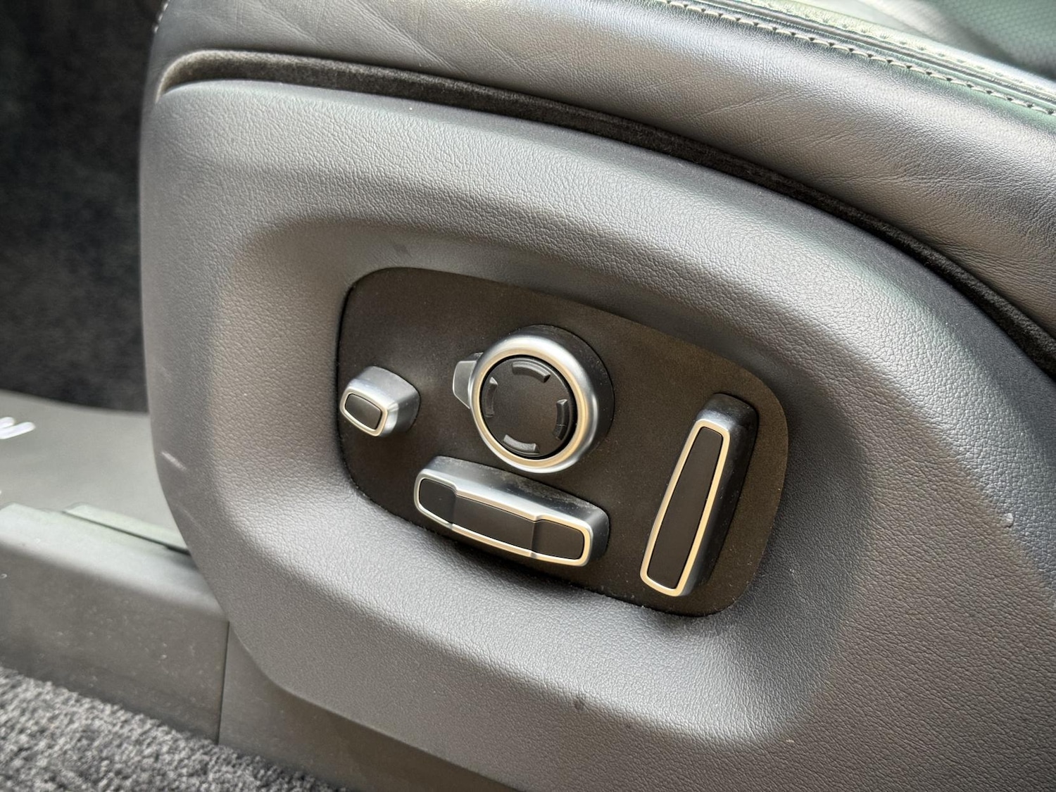 Used Land Rover Range Rover 2015 for sale - 76568421: Photo 39