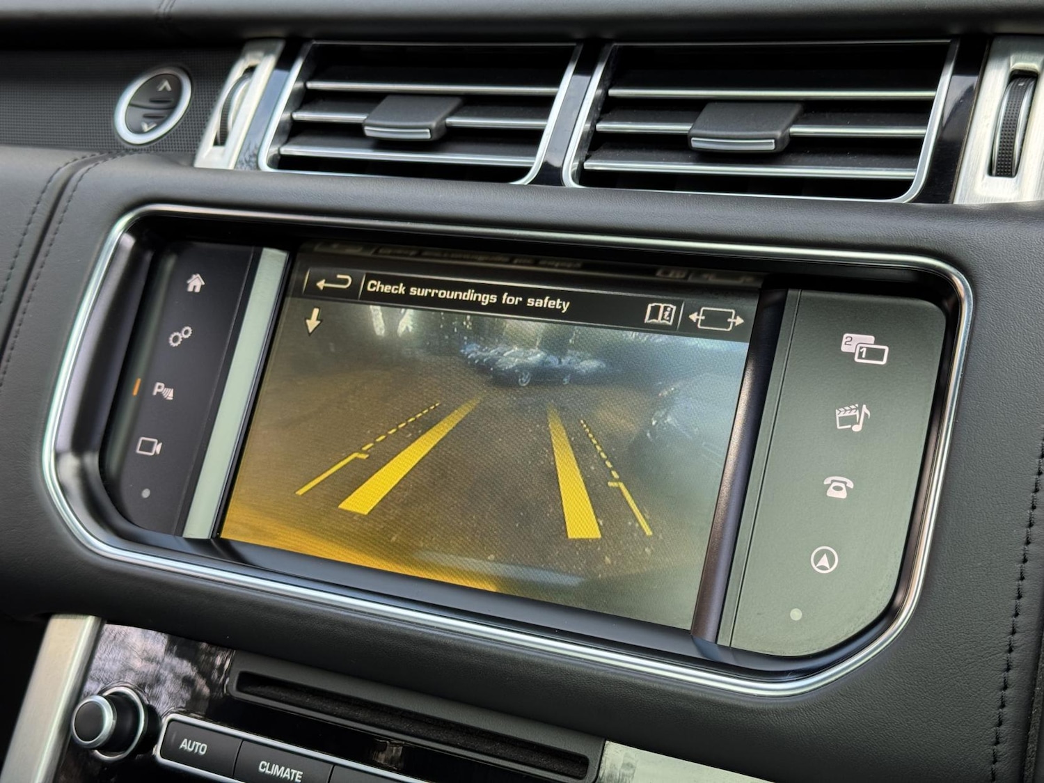 Used Land Rover Range Rover 2015 for sale - 76568421: Photo 46