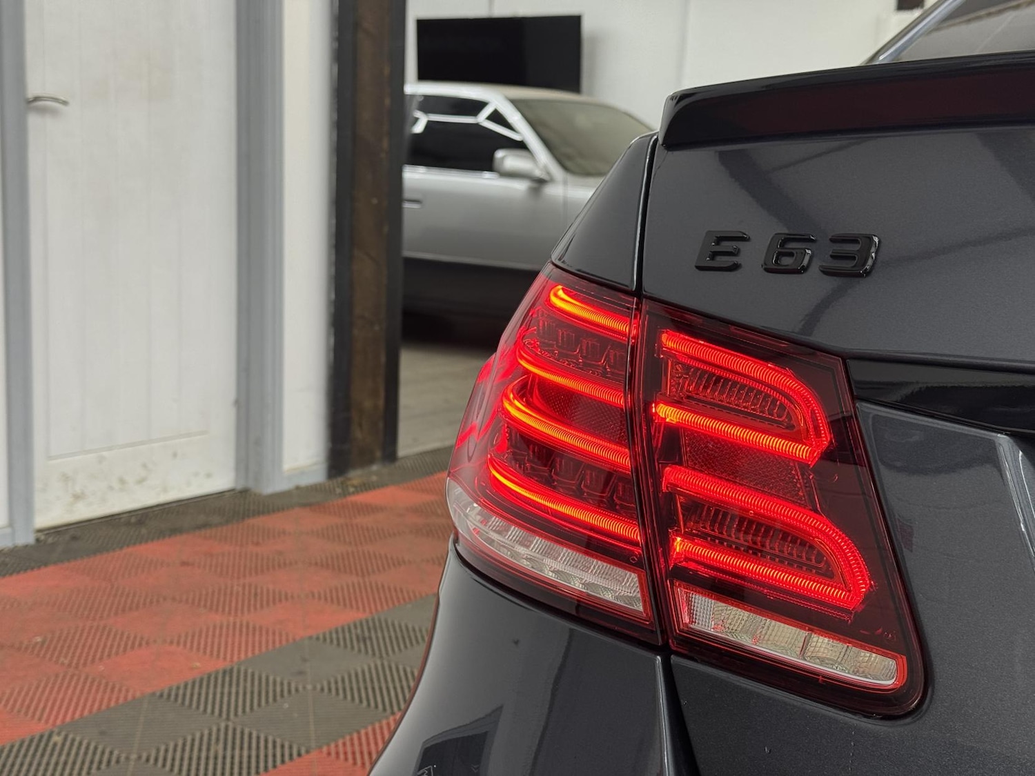 Used Mercedes-Benz E Class 2014 for sale - 77453779: Photo 10