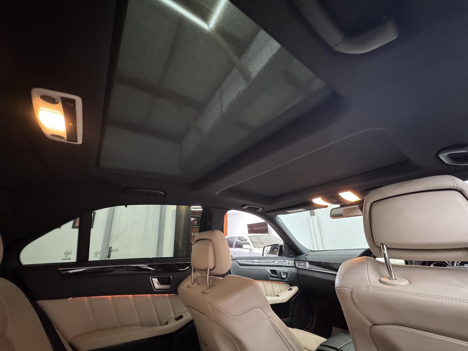 Used Mercedes-Benz E Class 2014 for sale - 77453779: Photo 25