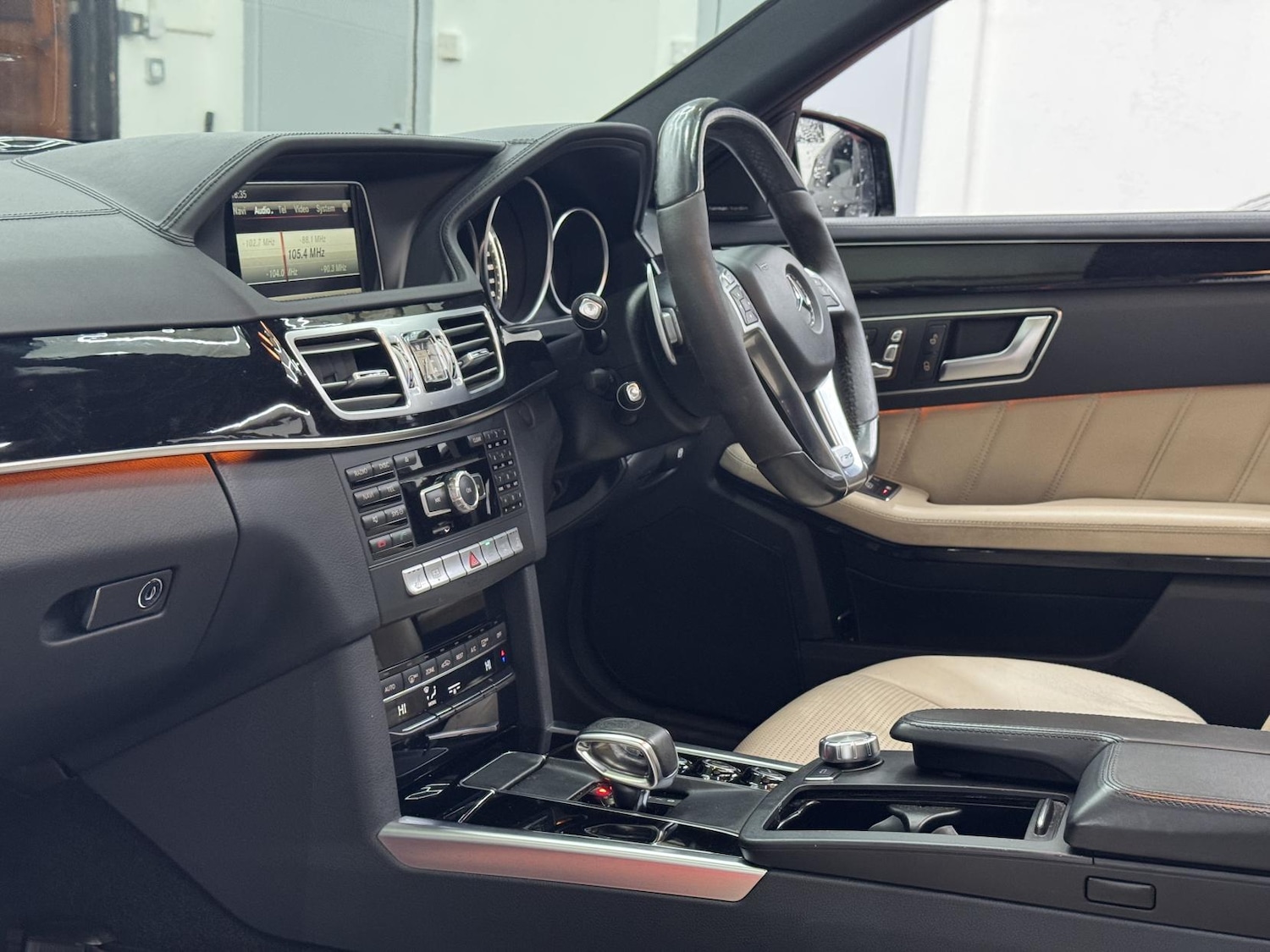 Used Mercedes-Benz E Class 2014 for sale - 77453779: Photo 35