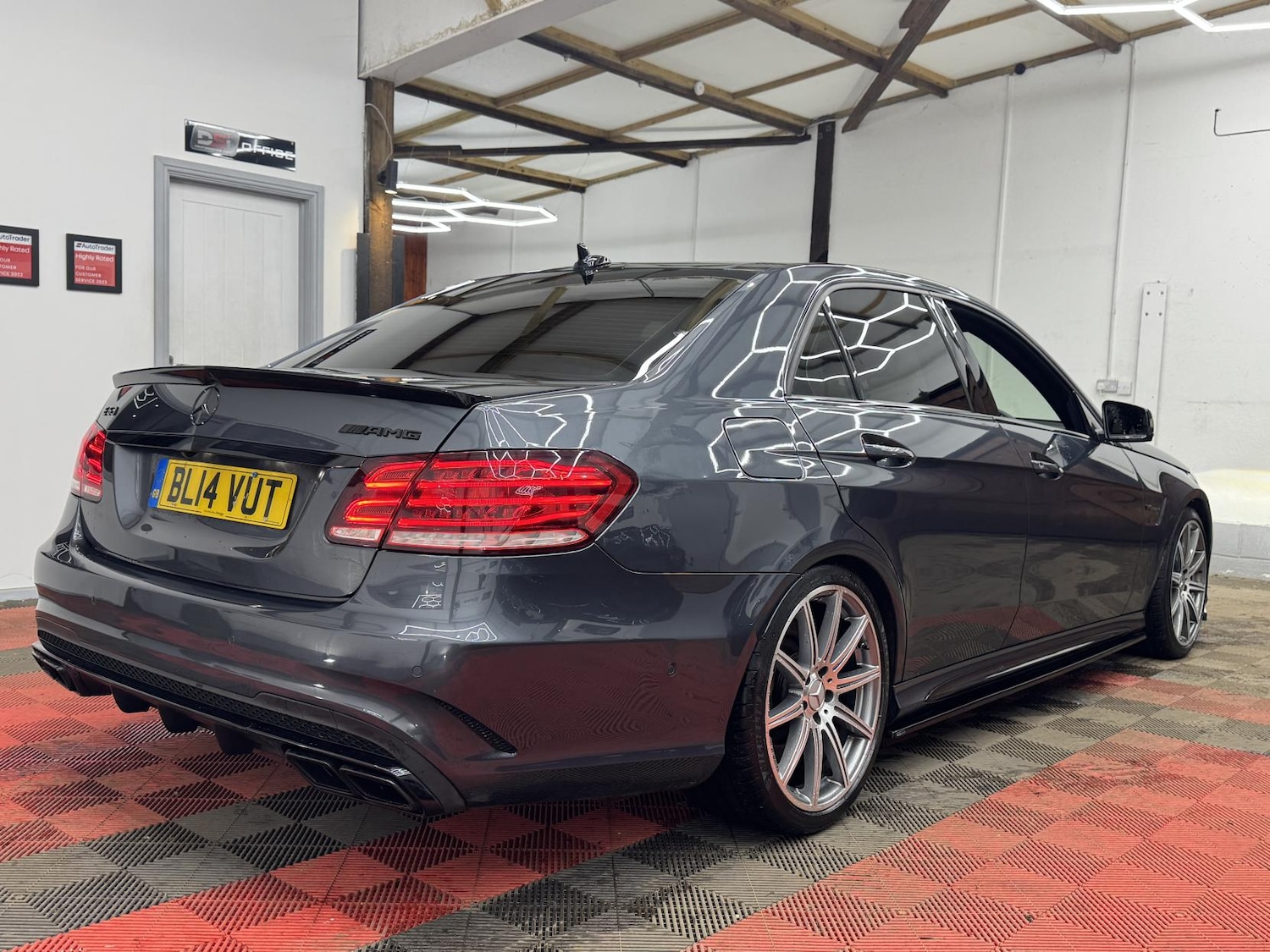 Used Mercedes-Benz E Class 2014 for sale - 77453779: Photo 7