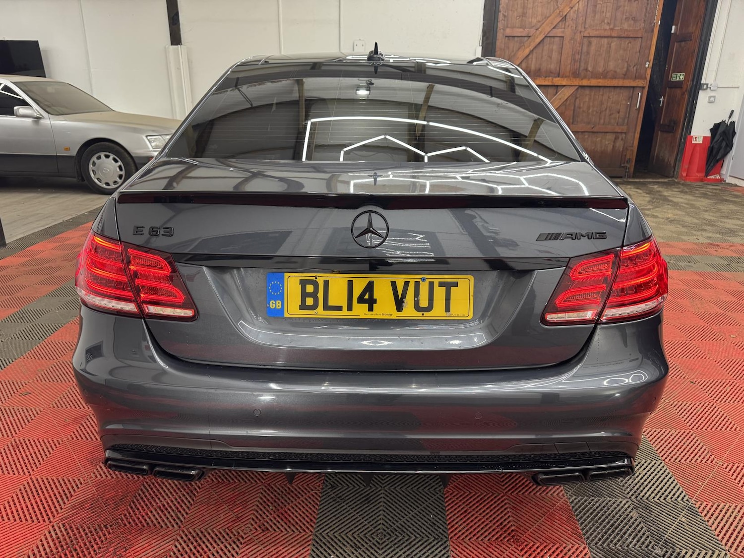 Used Mercedes-Benz E Class 2014 for sale - 77453779: Photo 8