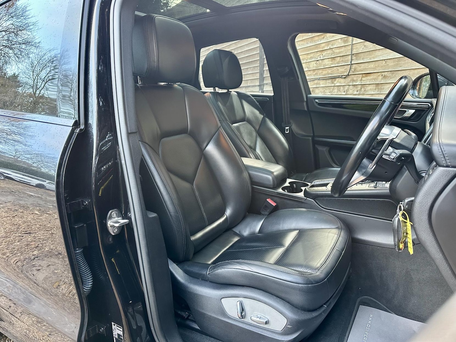 Used Porsche Macan 2017 for sale - 76782140: Photo 14