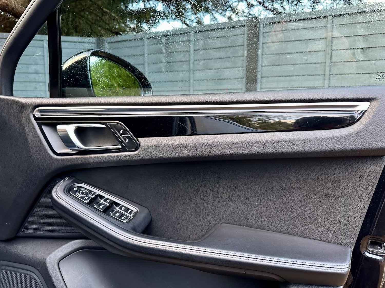 Used Porsche Macan 2017 for sale - 76782140: Photo 15