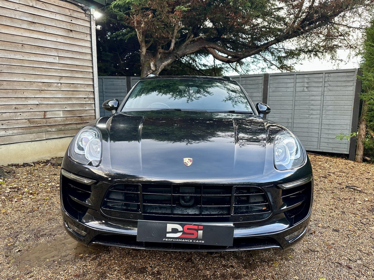 Used Porsche Macan 2017 for sale - 76782140: Photo 2