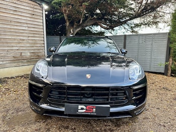 Used Porsche Macan 2017 for sale - 76782140: Photo