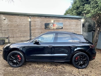 Used Porsche Macan 2017 for sale - 76782140: Photo