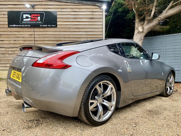 Used Nissan 370 Z 2011 for sale - 76279208: Photo 14