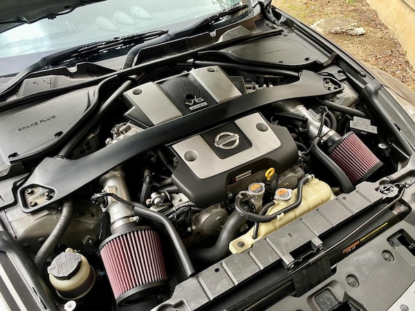 Used Nissan 370 Z 2011 for sale - 76279208: Photo 38