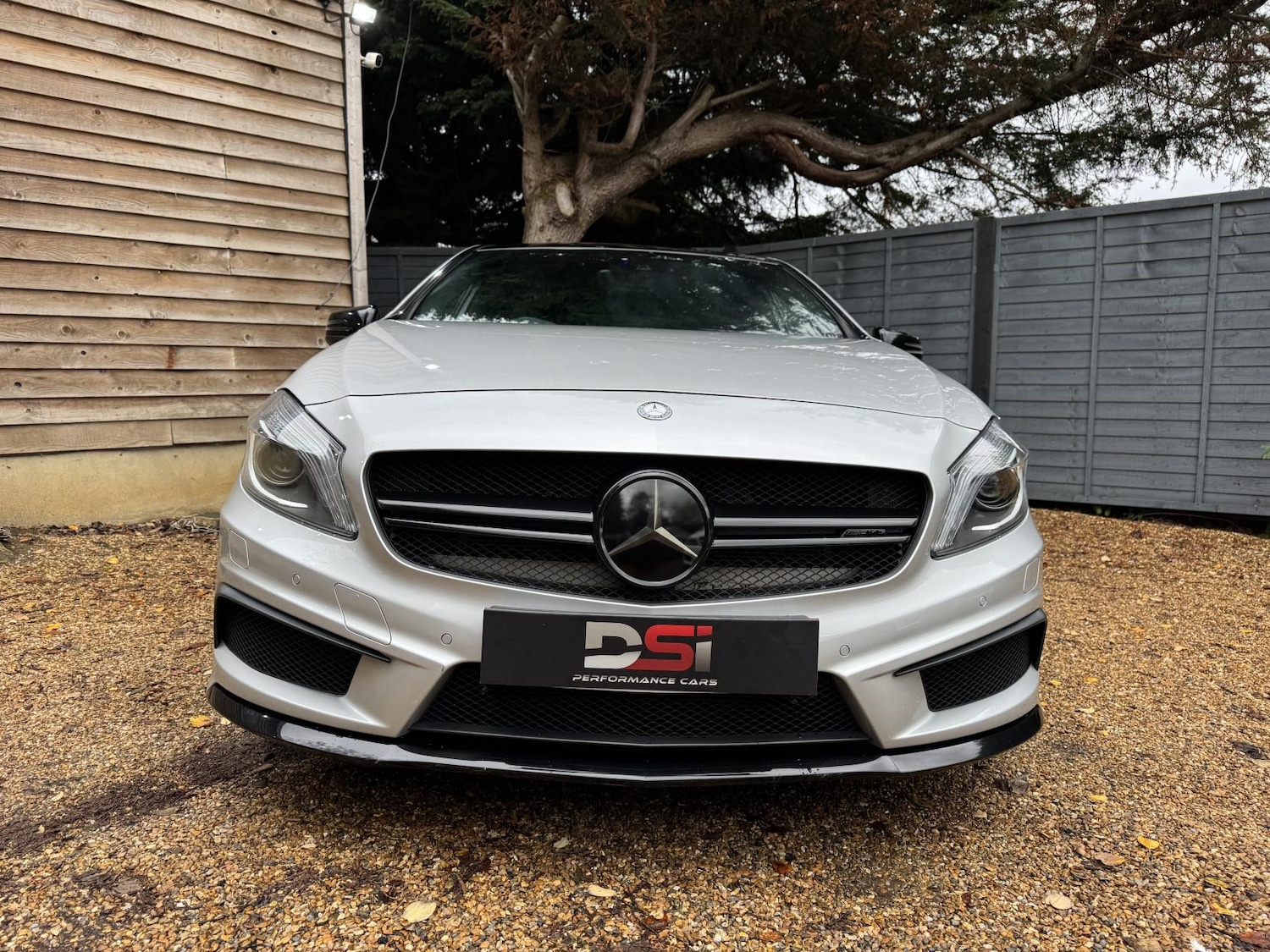 Used Mercedes-Benz A-Class 2014 for sale - 76452693: Photo 2