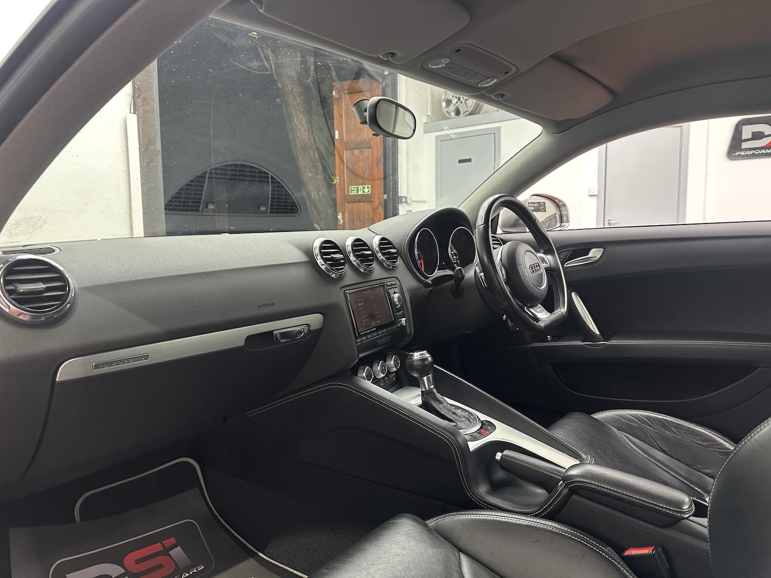 Used Audi TTS 2011 for sale - 77201704: Photo 24