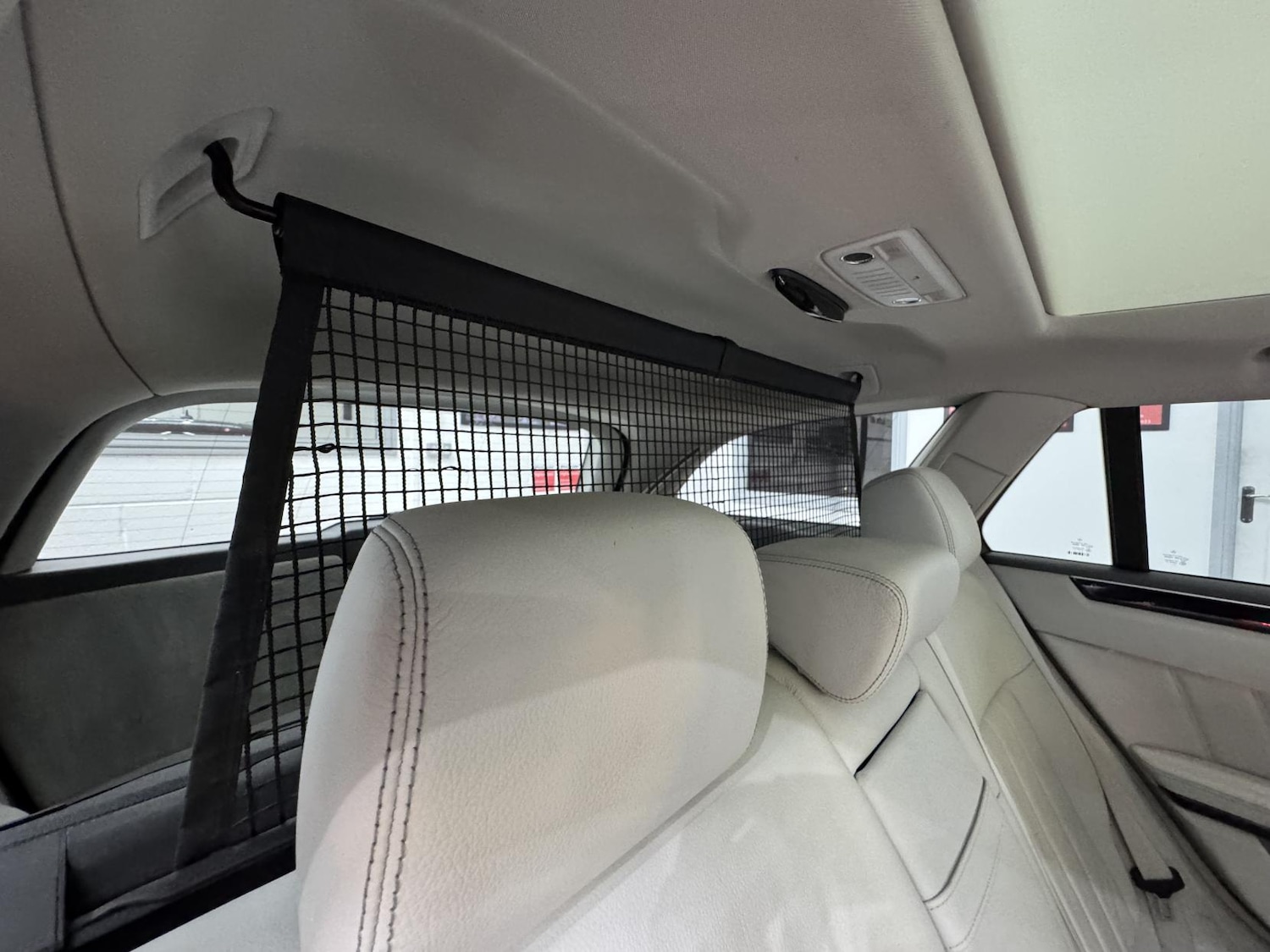 Used Mercedes-Benz E Class 2014 for sale - 77938612: Photo 25