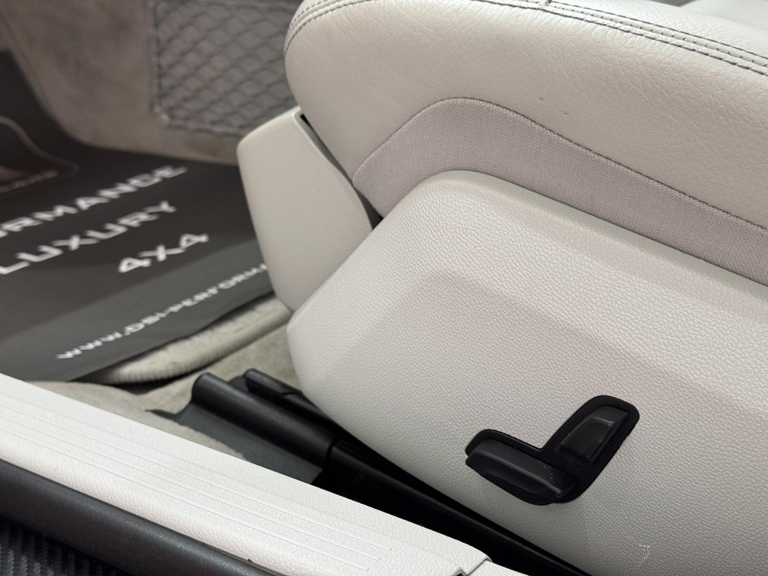 Used Mercedes-Benz E Class 2014 for sale - 77938612: Photo 30