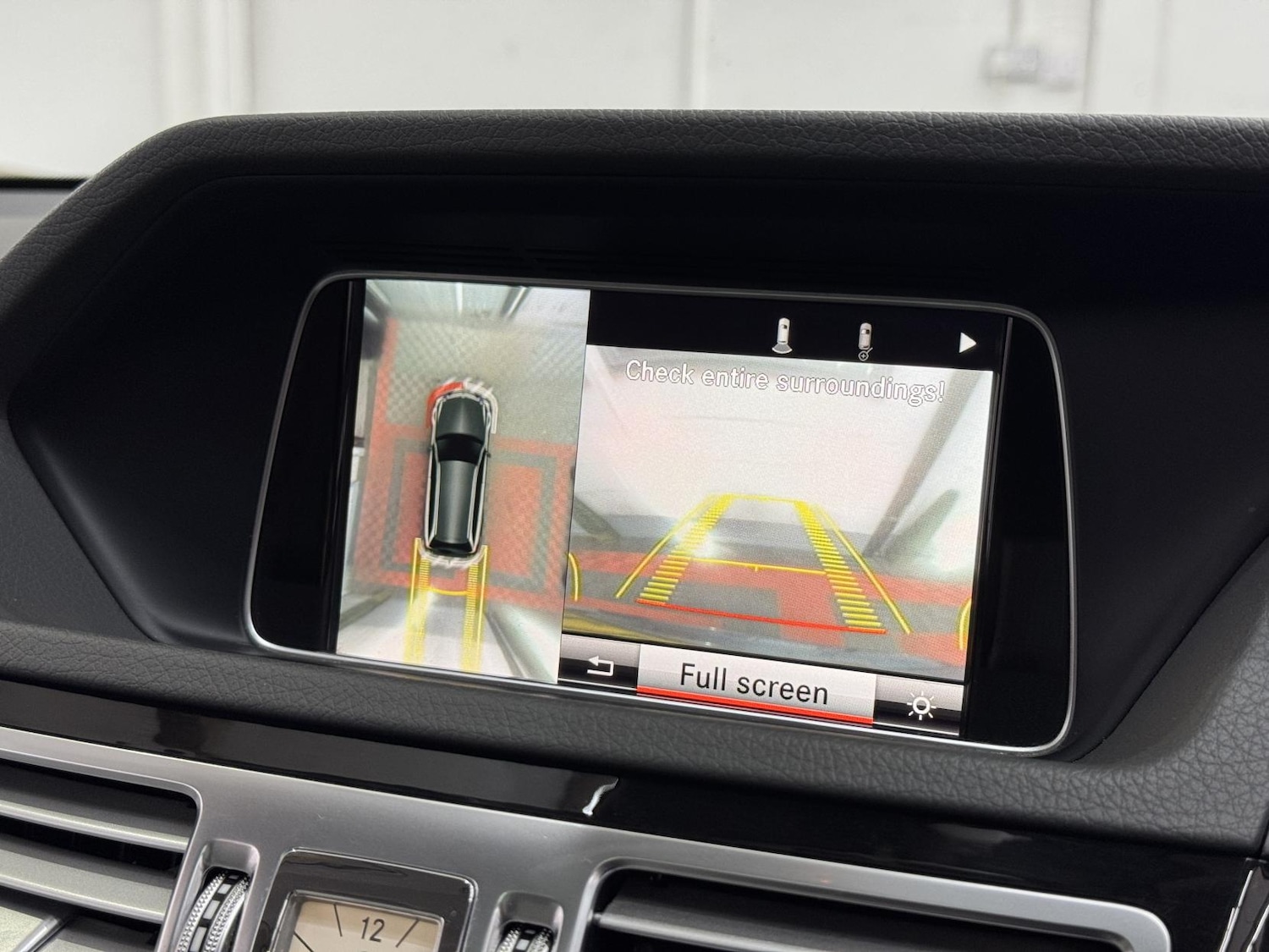 Used Mercedes-Benz E Class 2014 for sale - 77938612: Photo 46