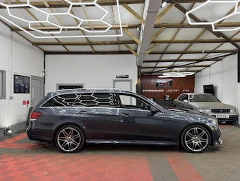 Used Mercedes-Benz E Class 2014 for sale - 77938612: Photo