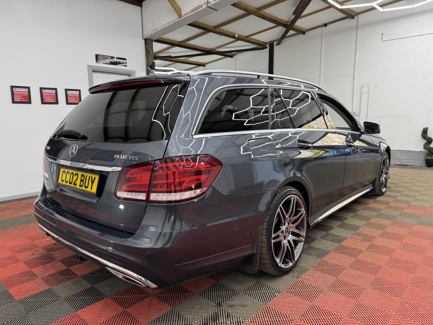 Used Mercedes-Benz E Class 2014 for sale - 77938612: Photo 6