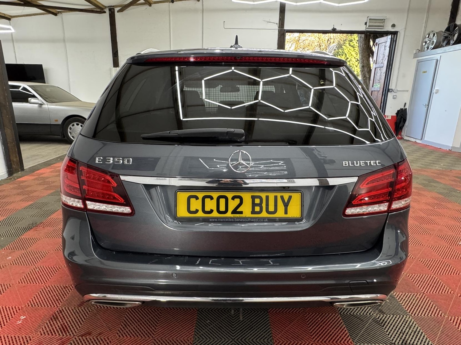 Used Mercedes-Benz E Class 2014 for sale - 77938612: Photo 7