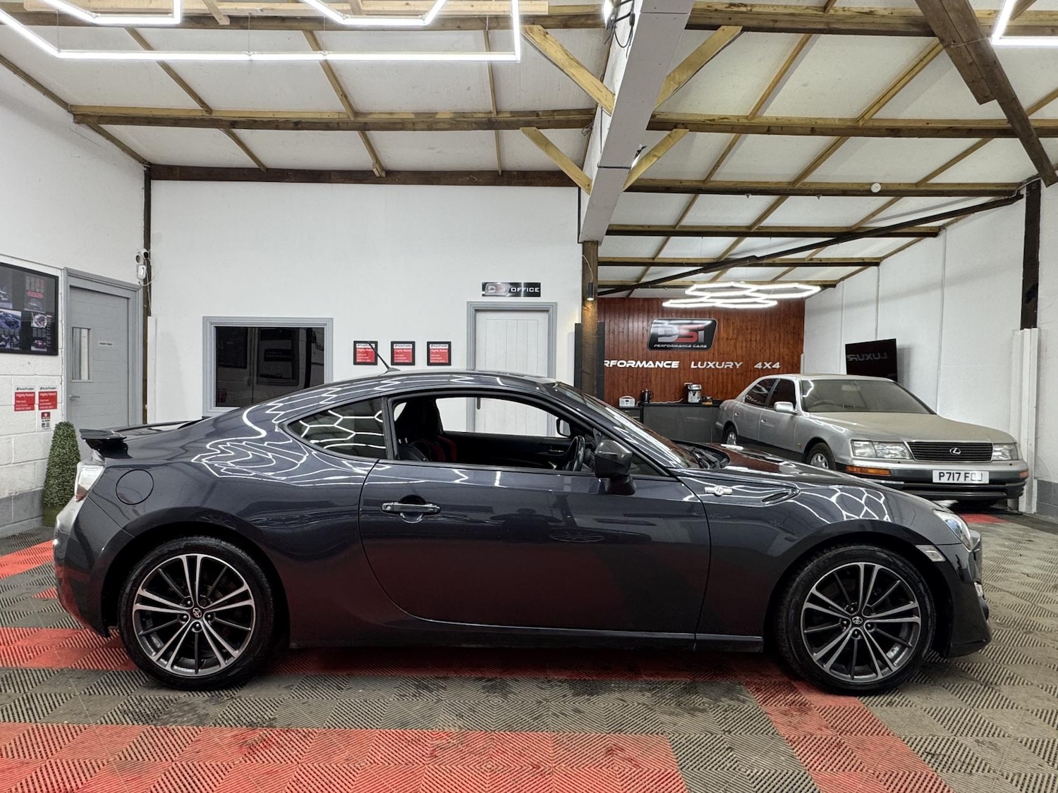 Used Toyota GT86 2014 for sale - 77884914: Photo 4
