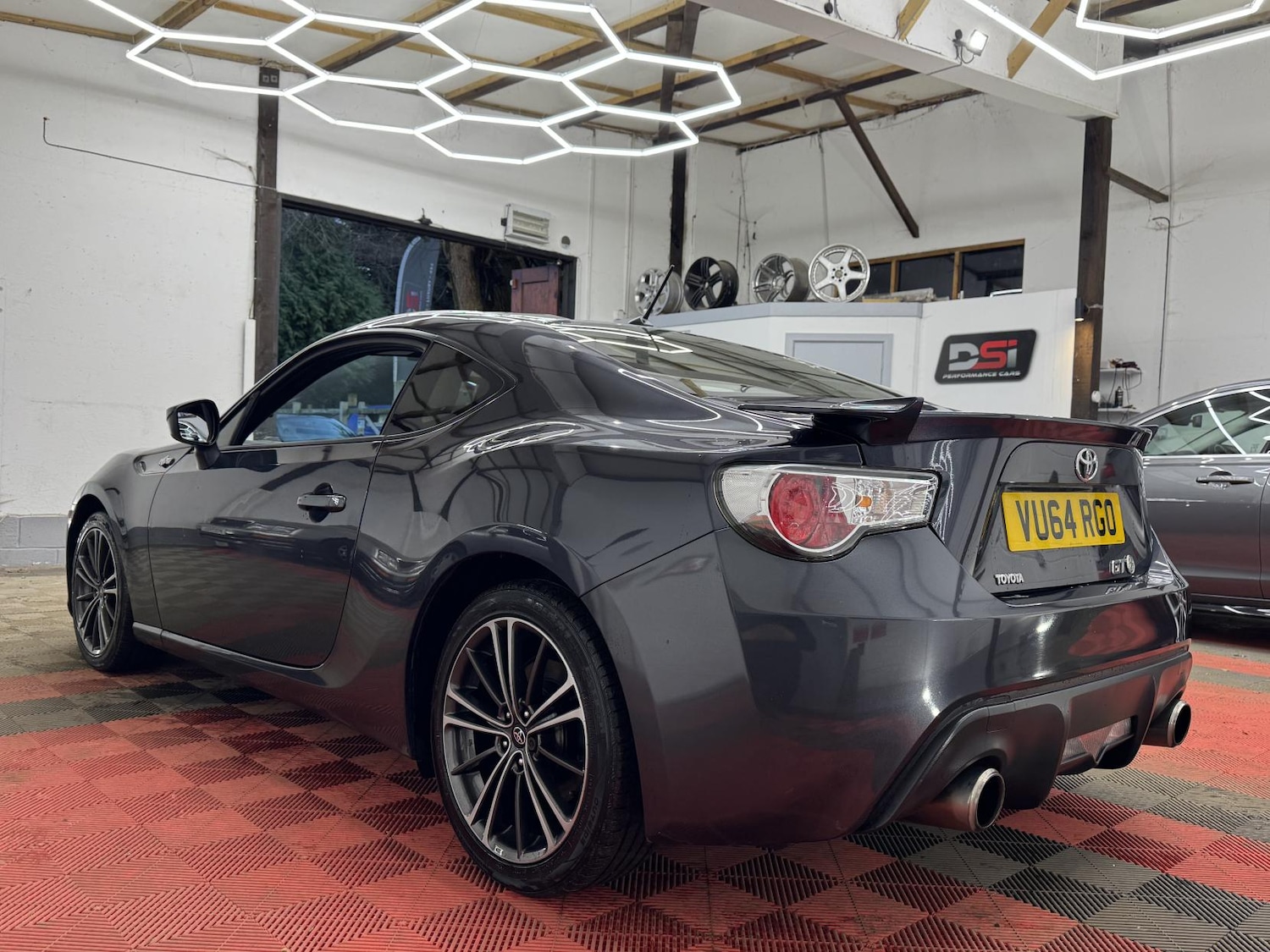 Used Toyota GT86 2014 for sale - 77884914: Photo 8
