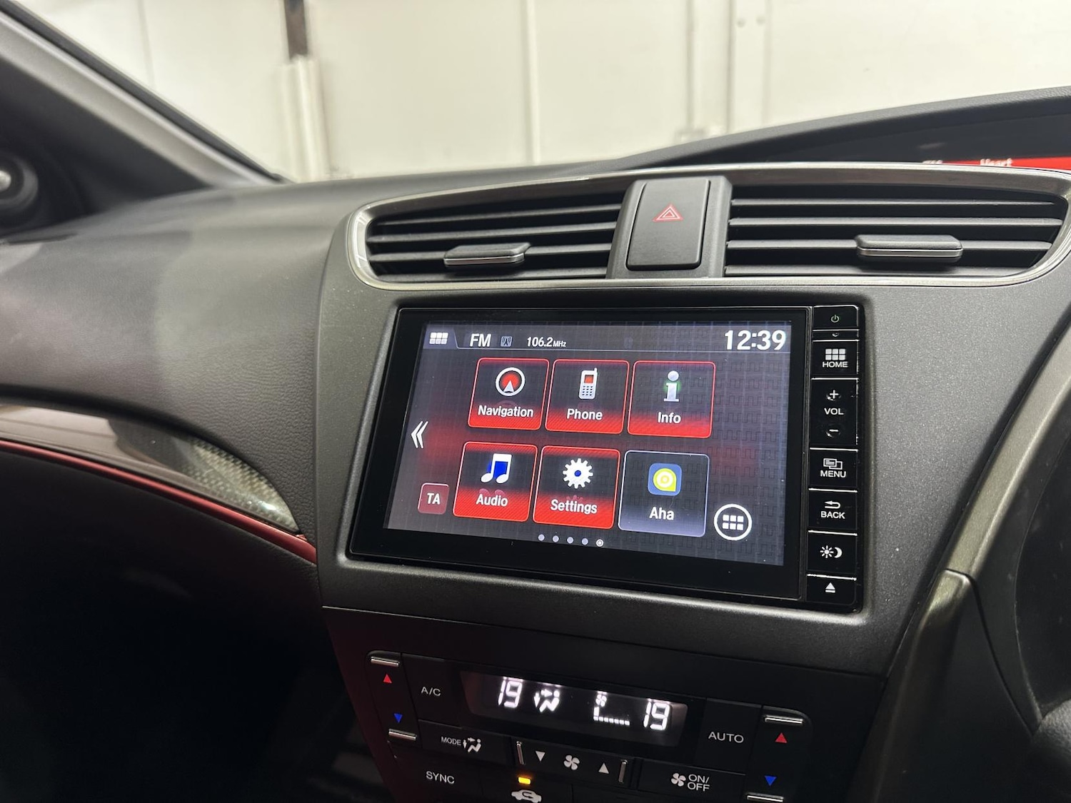 Used Honda Civic 2016 for sale - 78170021: Photo 35