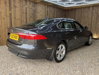 Used Jaguar XF 2020 for sale - 79031934: Photo