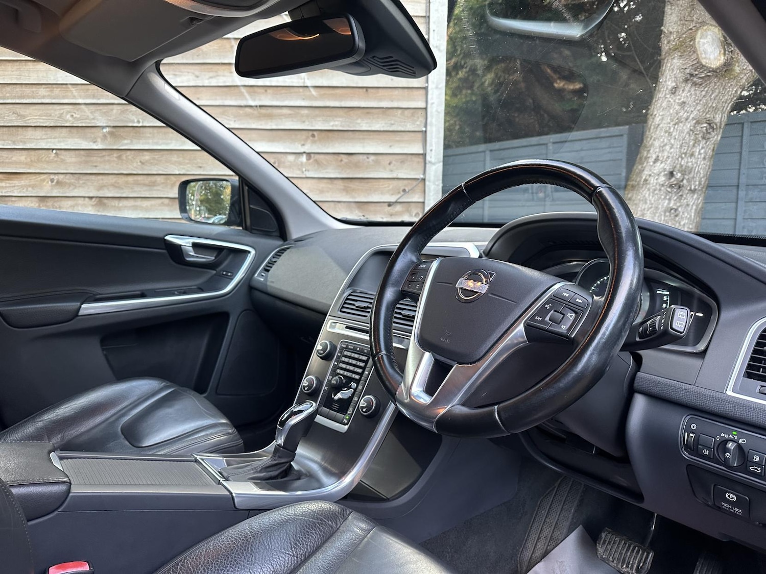 Used Volvo XC60 2013 for sale - 76709824: Photo 20