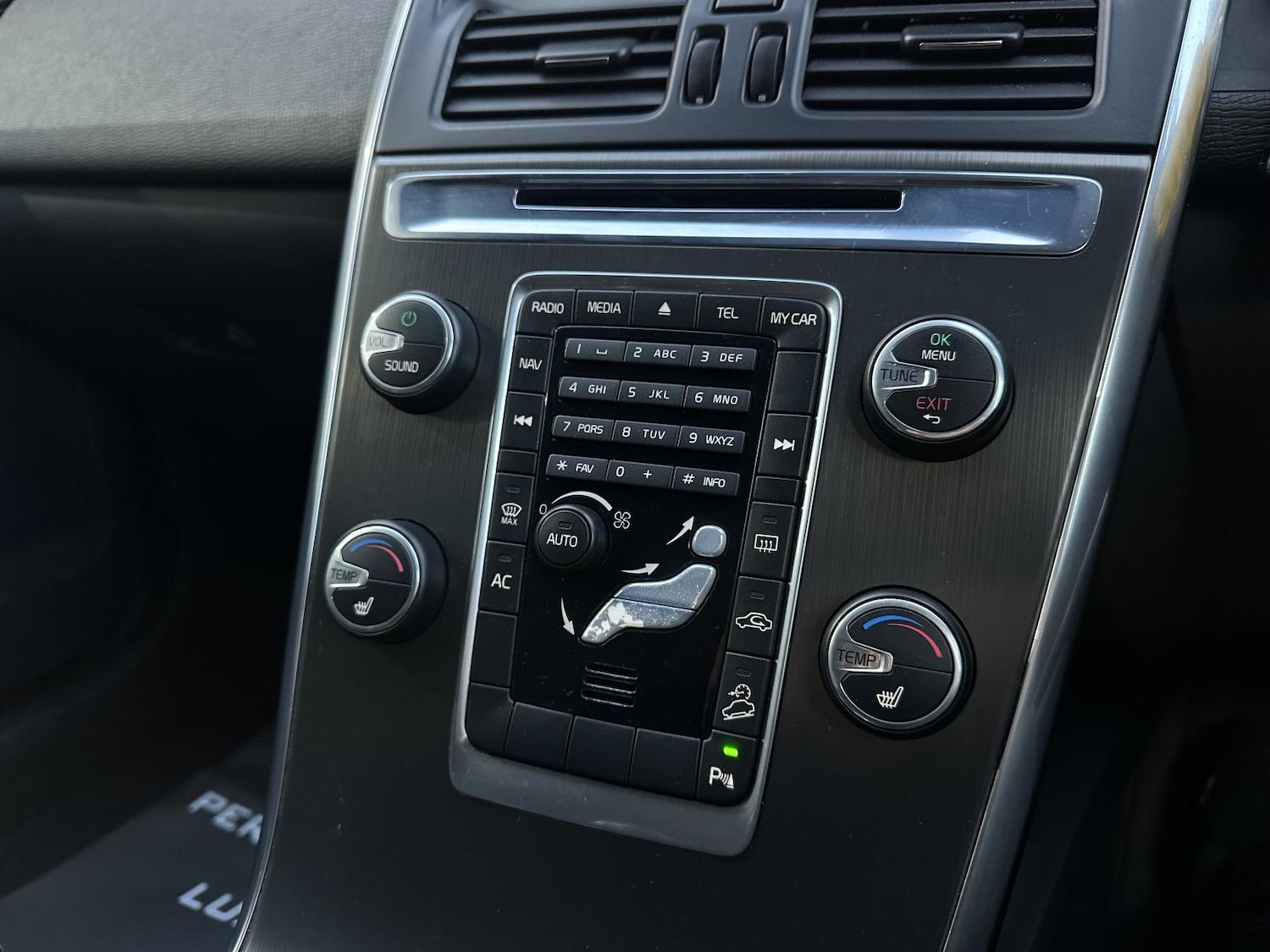 Used Volvo XC60 2013 for sale - 76709824: Photo 37