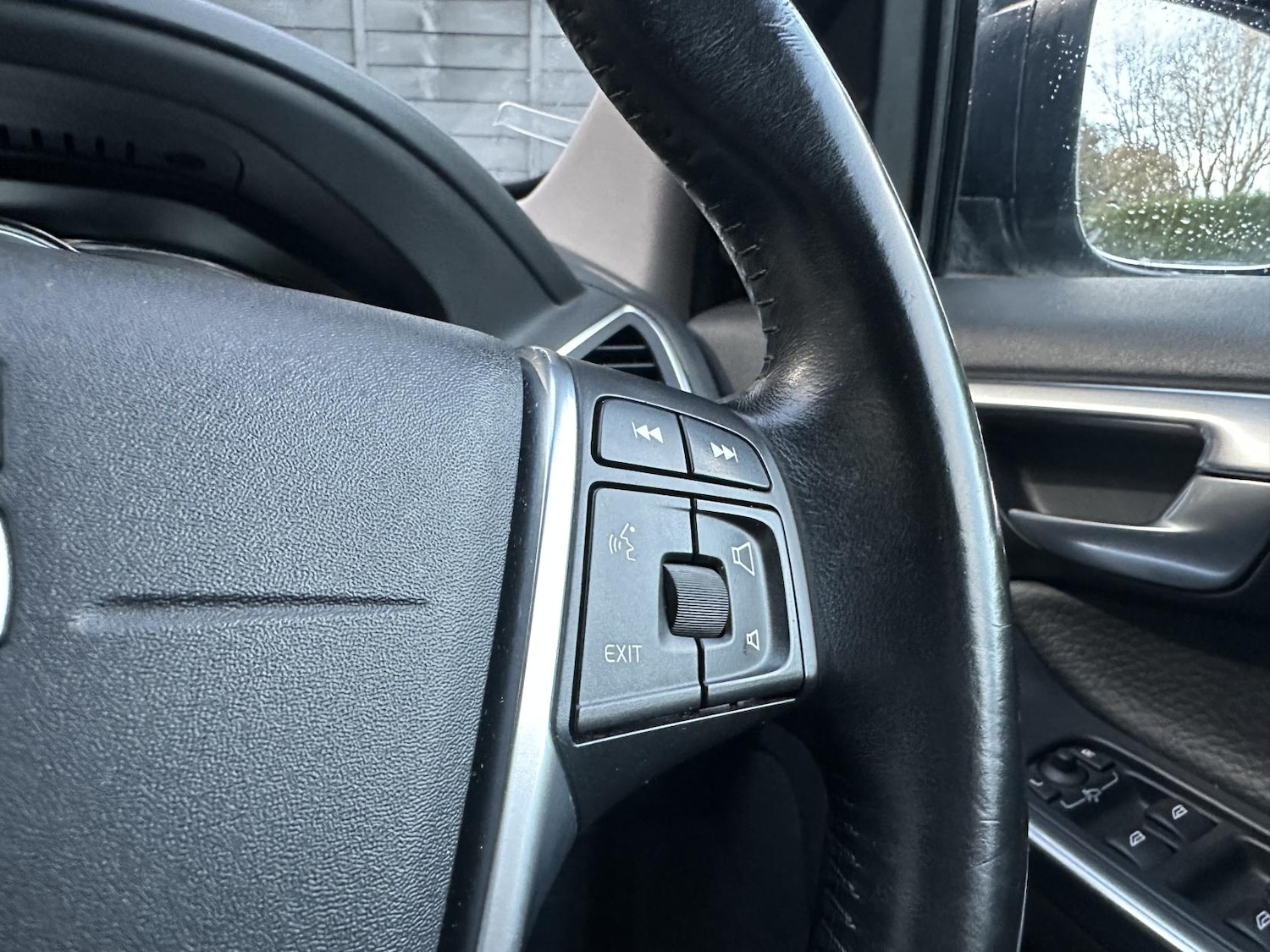 Used Volvo XC60 2013 for sale - 76709824: Photo 40