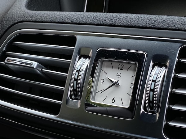 Used Mercedes-Benz E Class 2015 for sale - 76273157: Photo 31