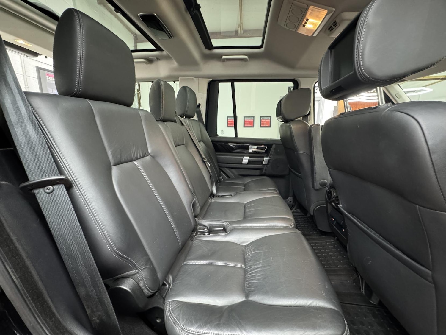 Used Land Rover Discovery 2016 for sale - 78032107: Photo 13