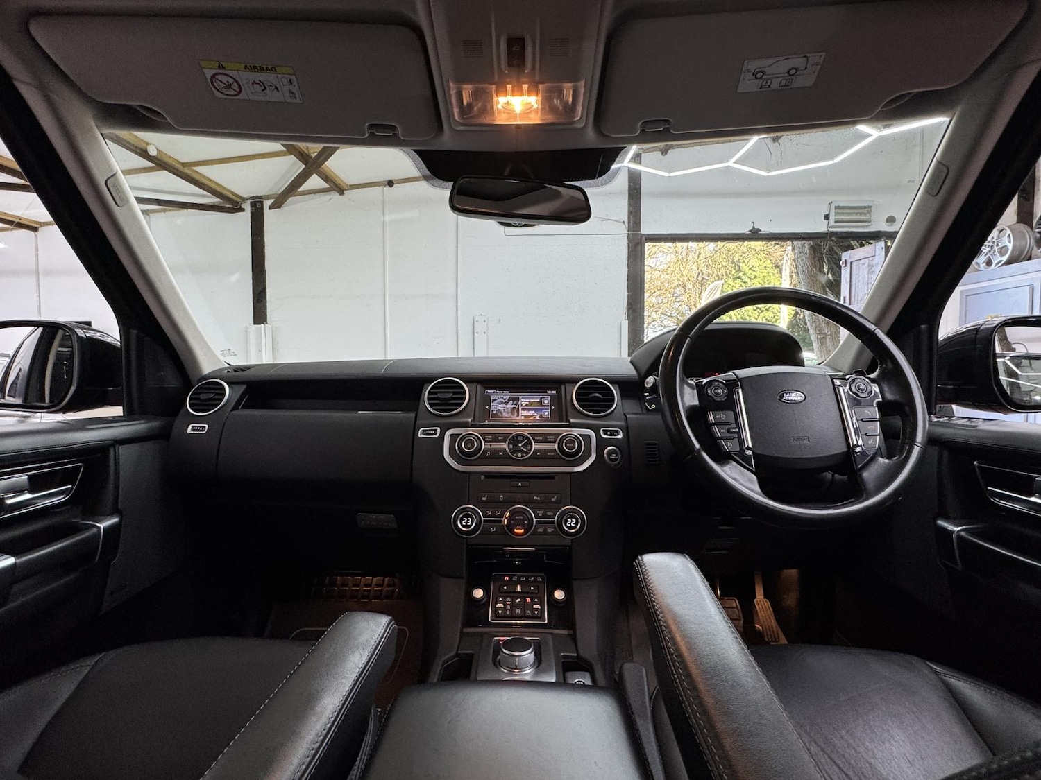 Used Land Rover Discovery 2016 for sale - 78032107: Photo 23