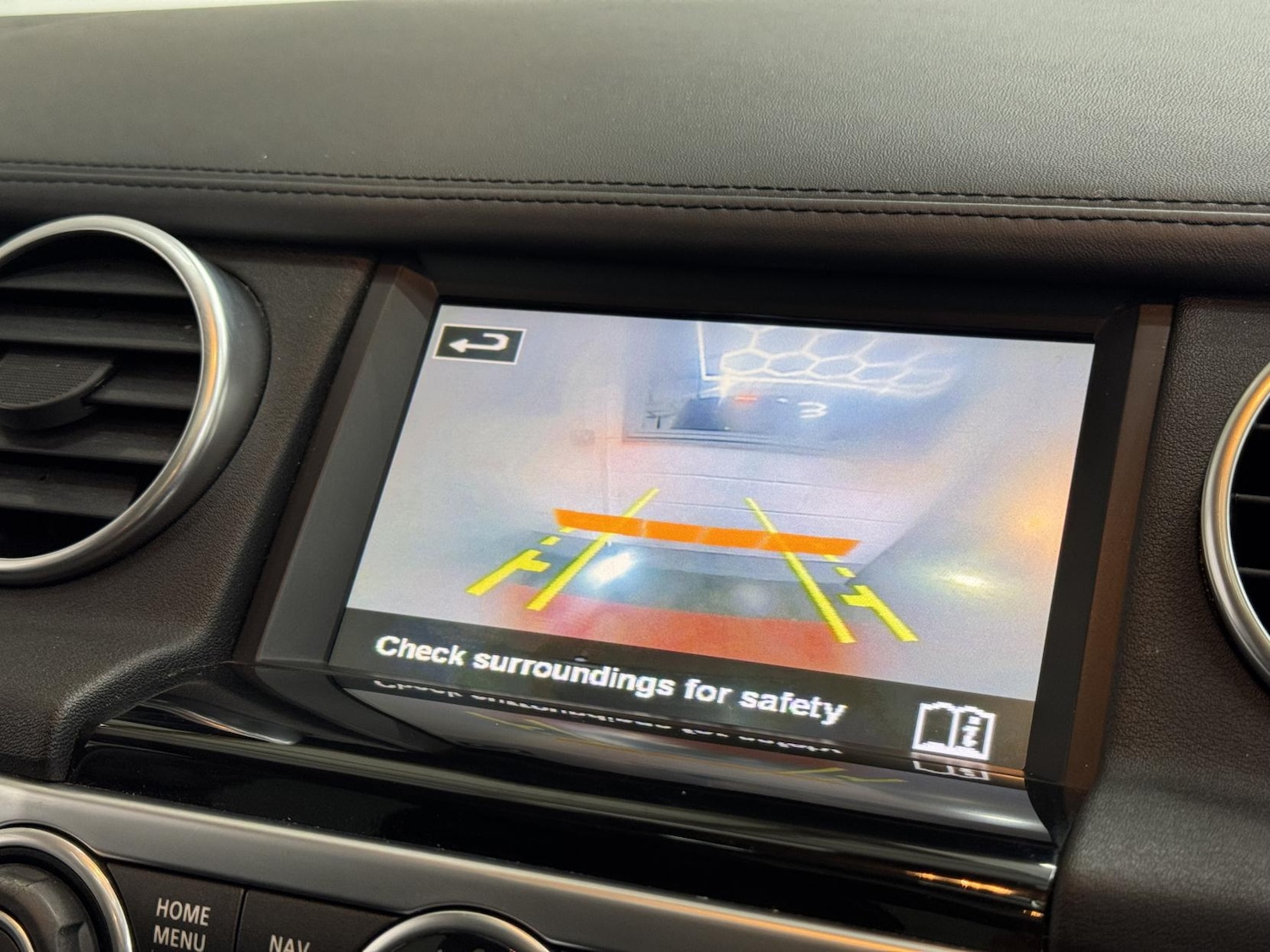 Used Land Rover Discovery 2016 for sale - 78032107: Photo 47