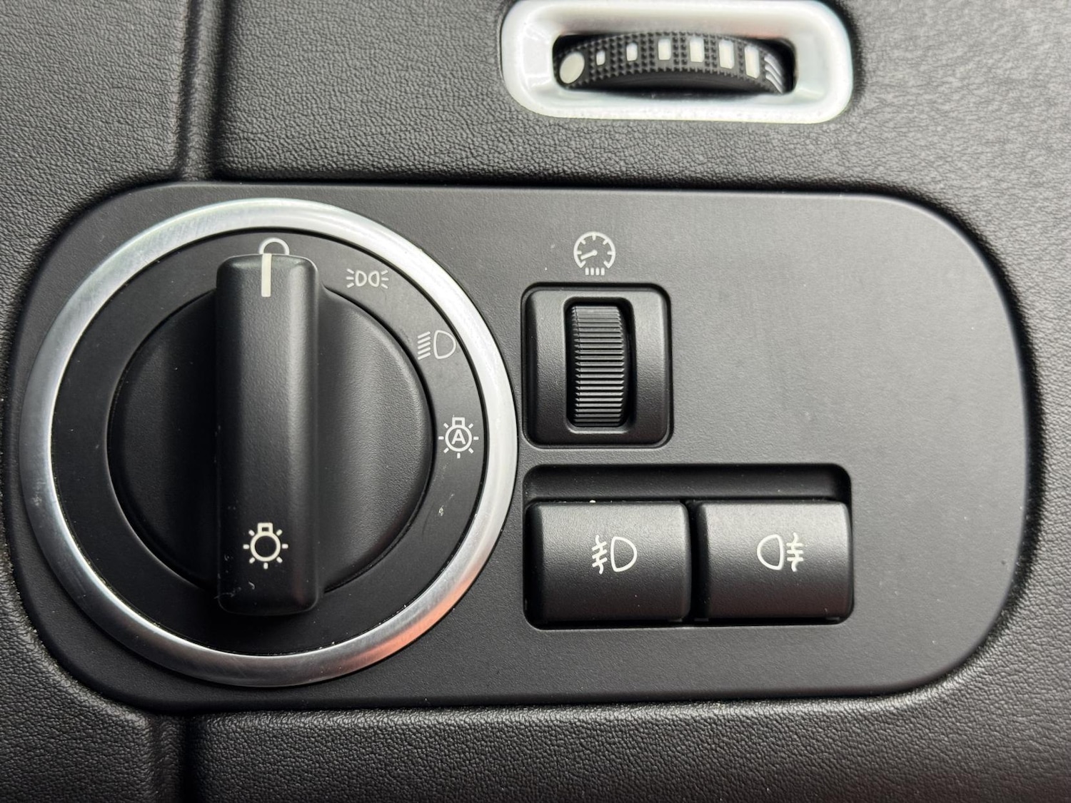 Used Land Rover Discovery 2016 for sale - 78032107: Photo 53