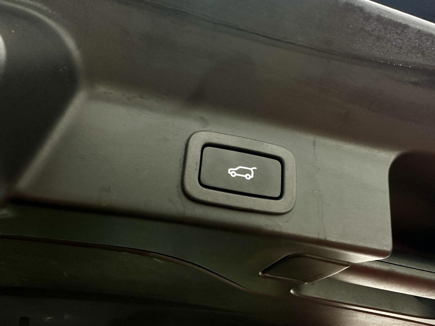 Used Jaguar F-Pace 2017 for sale - 76922288: Photo 16