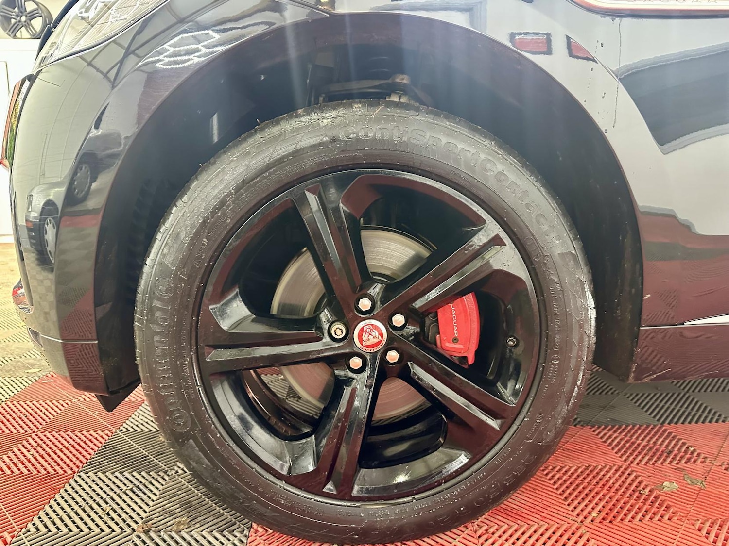 Used Jaguar F-Pace 2017 for sale - 76922288: Photo 21