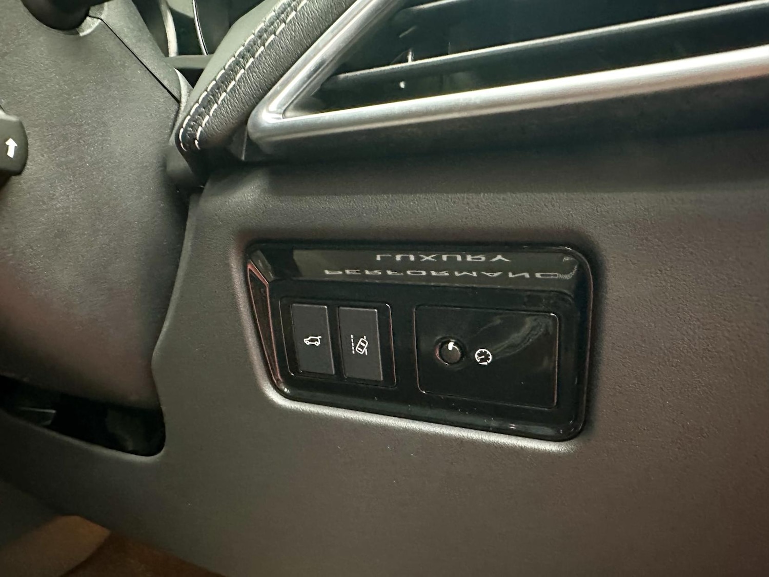 Used Jaguar F-Pace 2017 for sale - 76922288: Photo 50