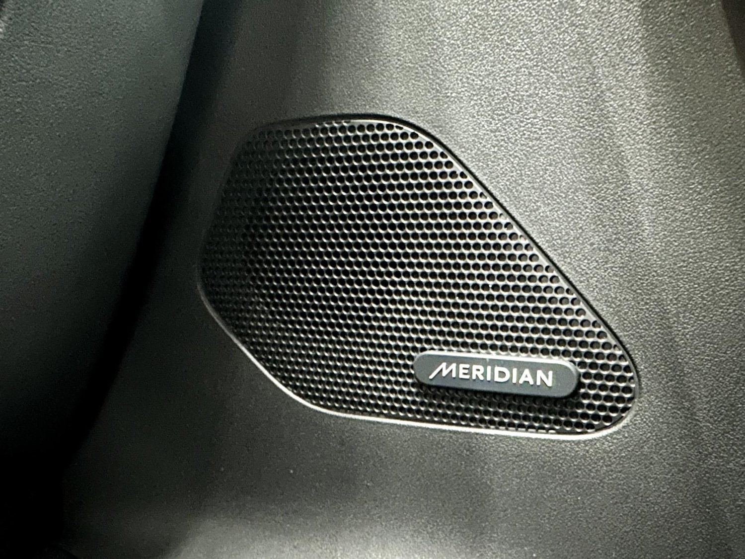 Used Jaguar F-Pace 2017 for sale - 76922288: Photo 51