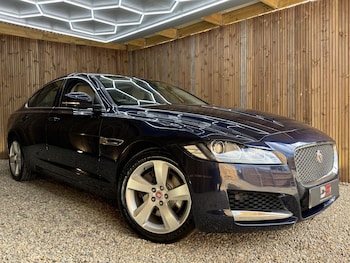 Used Jaguar XF 2019 for sale - 78572057: Photo