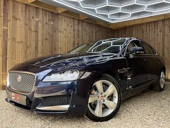 Used Jaguar XF 2019 for sale - 78572057: Photo