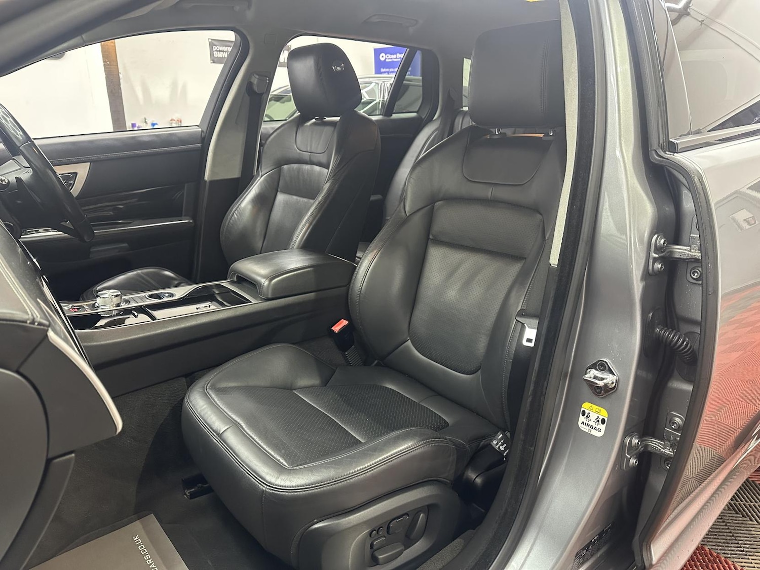 Used Jaguar XF 2014 for sale - 77198484: Photo 36