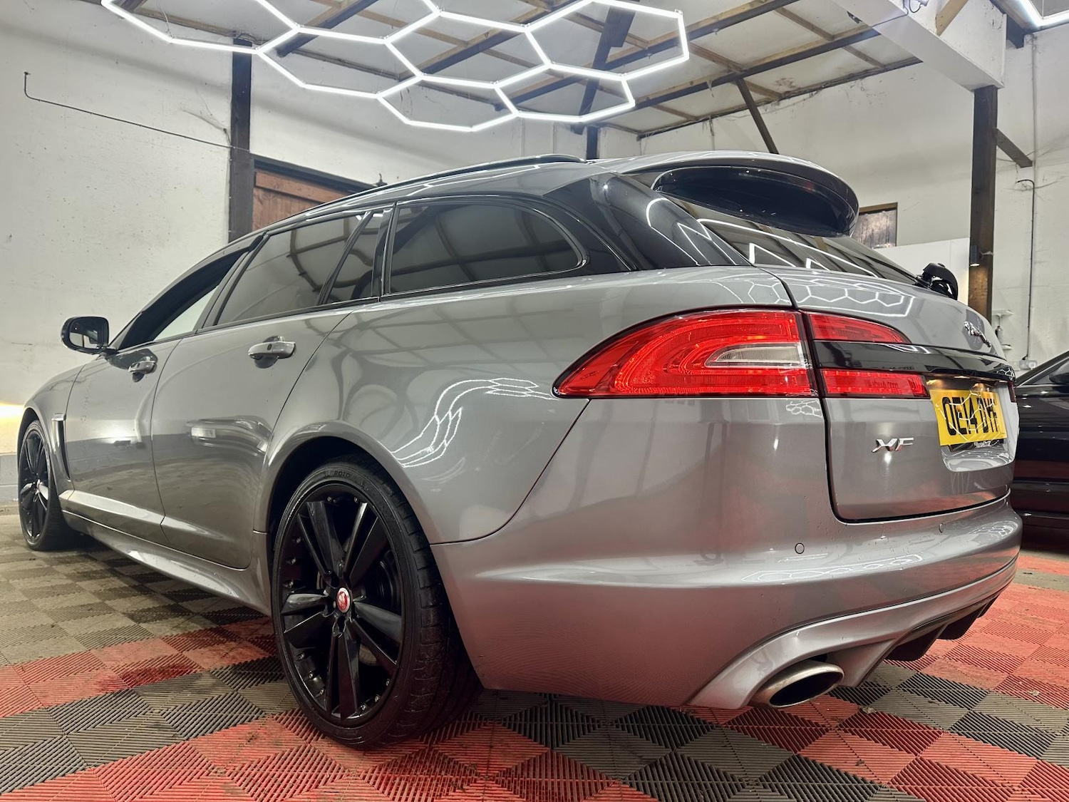 Used Jaguar XF 2014 for sale - 77198484: Photo 8