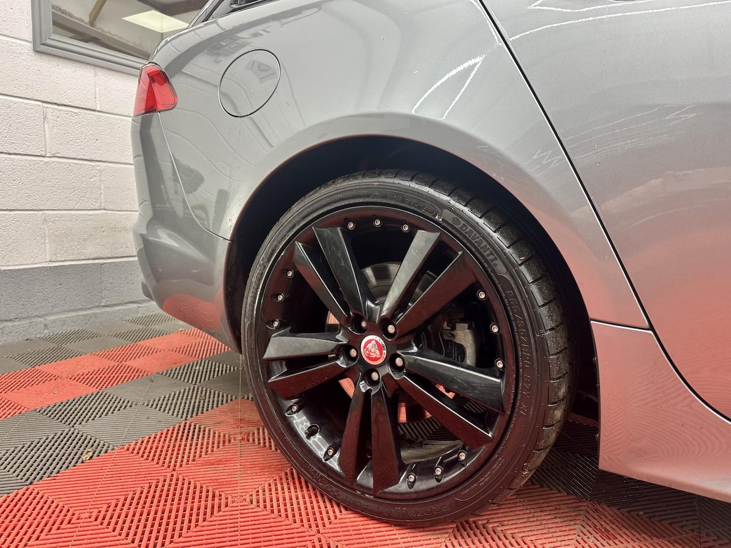 Used Jaguar XF 2014 for sale - 77198484: Photo 9