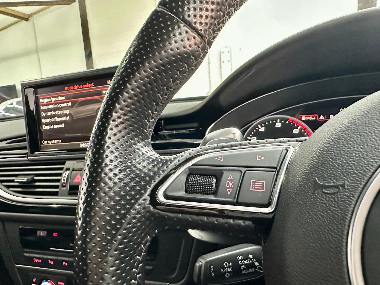 Used Audi RS6 Avant 2016 for sale - 77127789: Photo 46